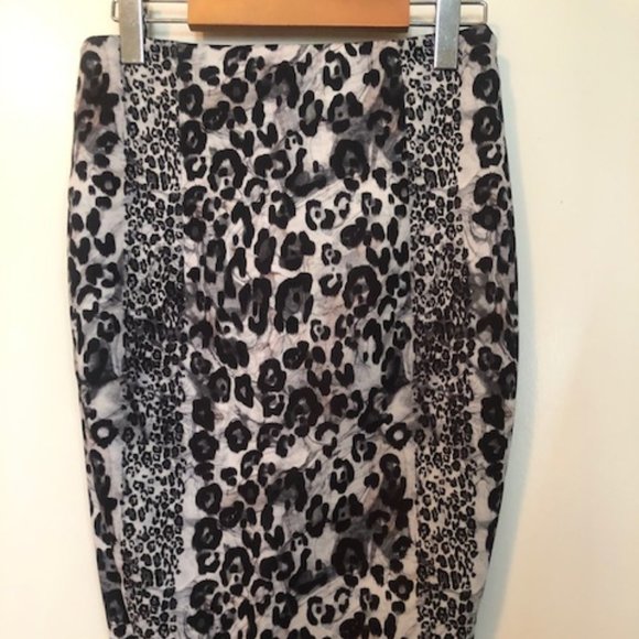 Zara Animal Print Pencil Skirt - Picture 3 of 5